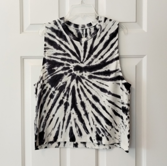 *5 for $20* Sage Collective tiedye active tank top - Picture 2 of 6